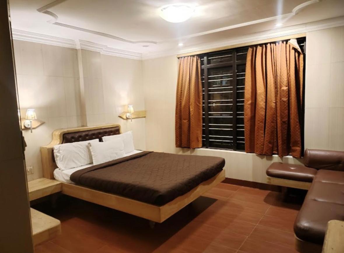Lazo Silver Lake , Ooty Bagian luar foto