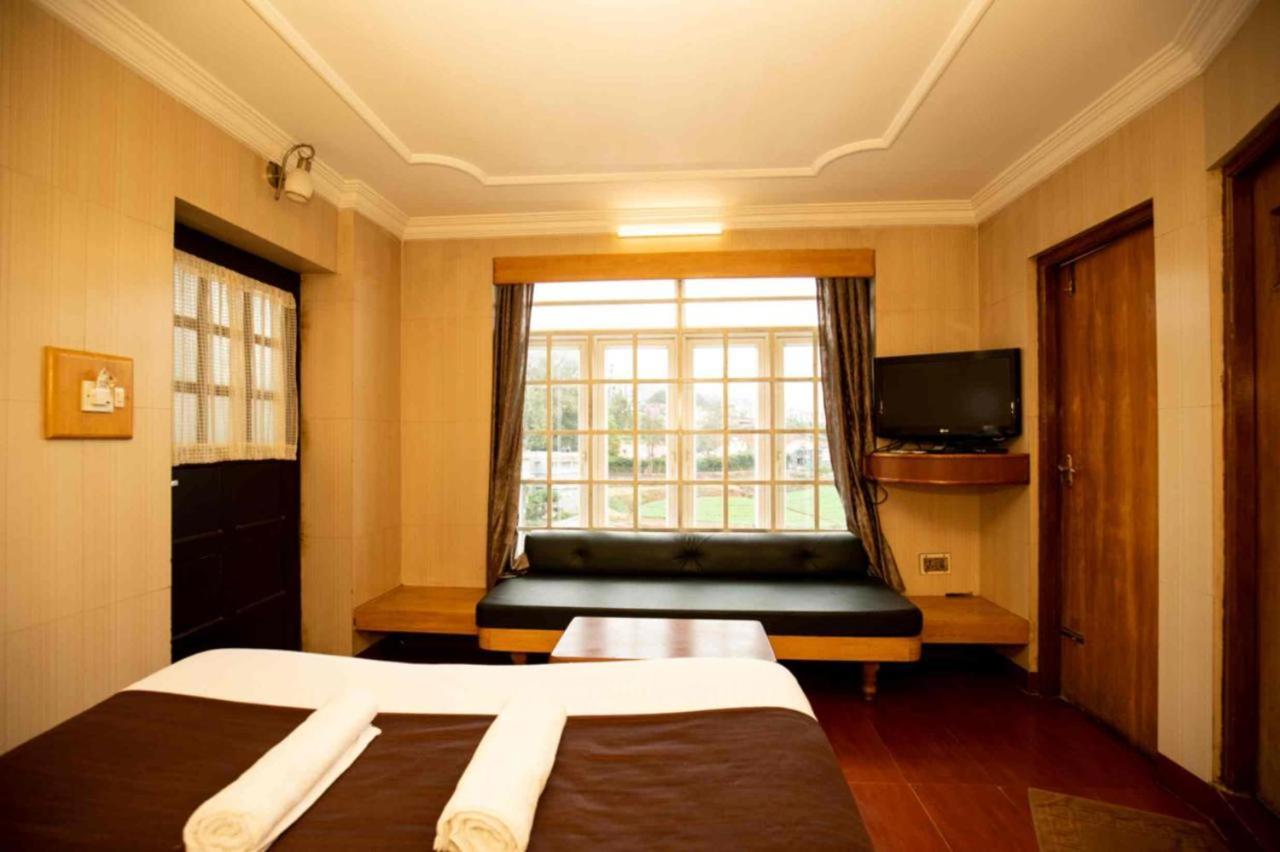 Lazo Silver Lake , Ooty Bagian luar foto